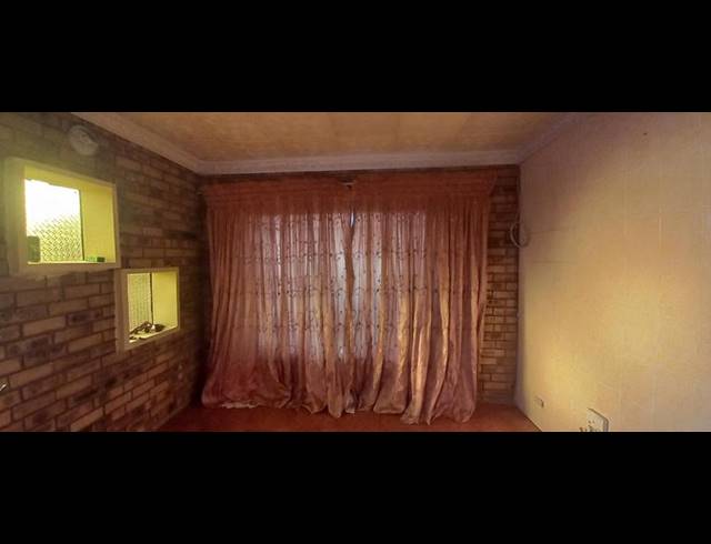 3 BEDROOM HOUSE FOR SALE IN SOSHANGUVE WW